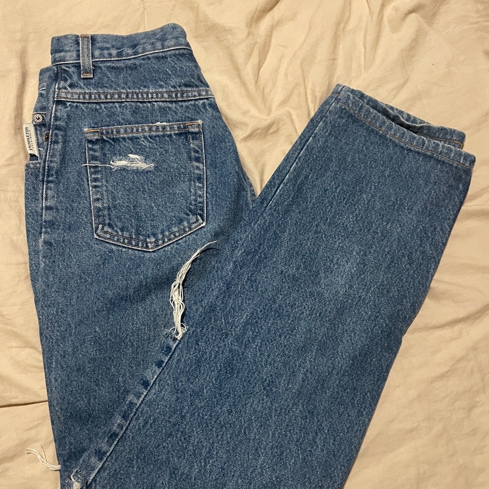 Pendleton Ripped Jeans - Picture 7 of 8